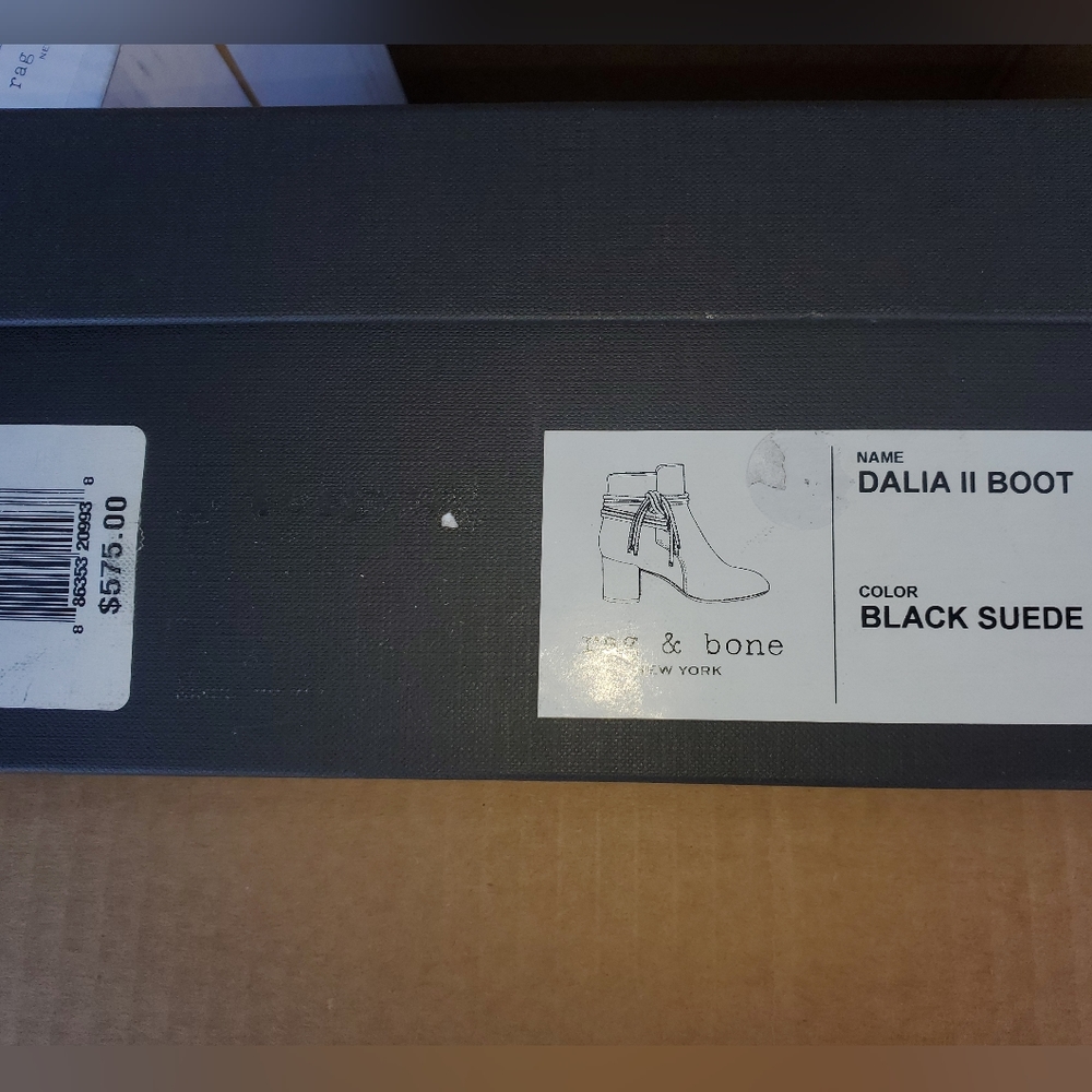 NIB Rag & Bone Dalia II Genuine Suede ankle booties size 9 black - Picture 6 of 8